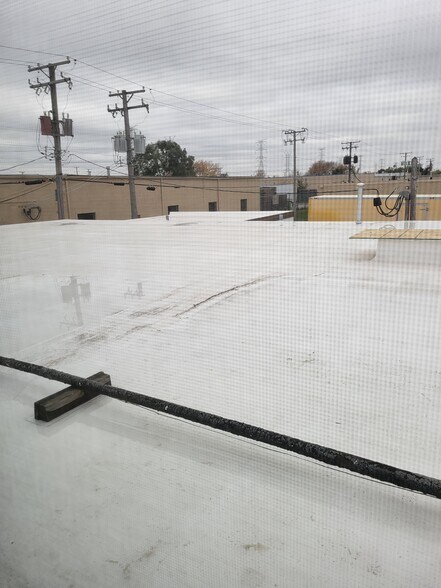 More Photos Of 223 Interstate Rd, Addison Light Manufacturing For Sale