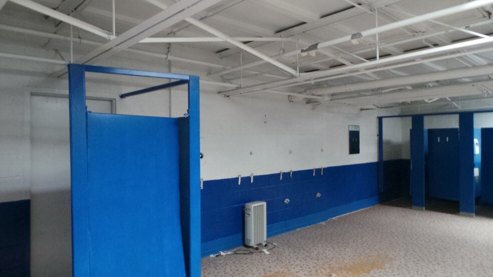 More Photos Of 3939 Bellevue St, Detroit Industrial For Sale