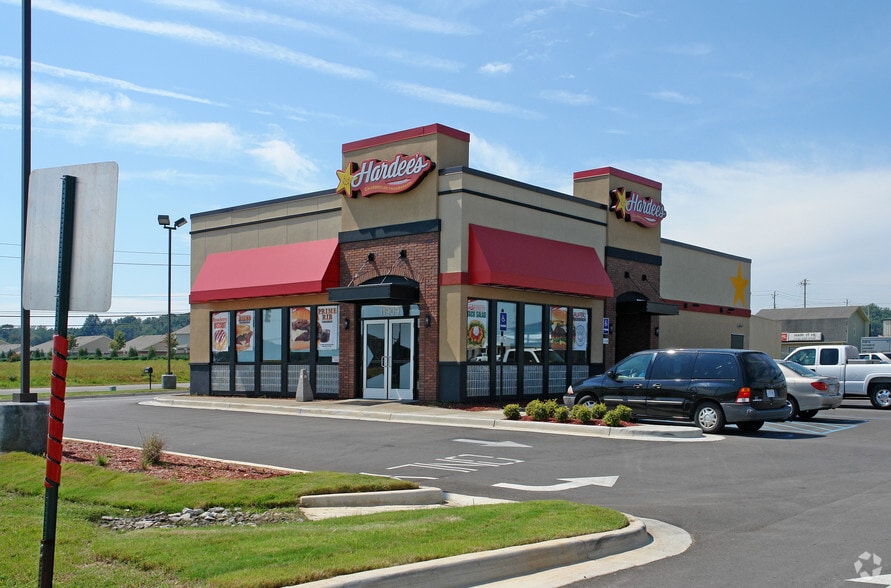 More Photos Of 11909 US Highway 231/431, Meridianville Fast Food For Lease