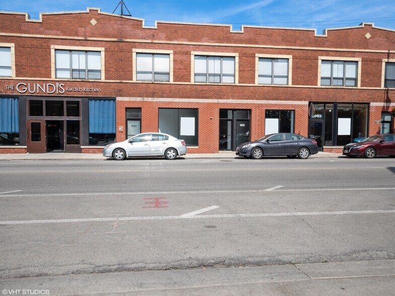 More Photos Of 2901-2911 N Clark St, Chicago Storefront Retail Residential For Lease