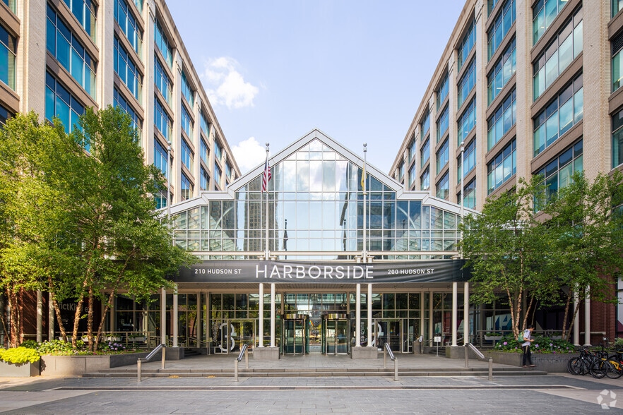 More Photos Of 210 Hudson St, Jersey City Office For Lease