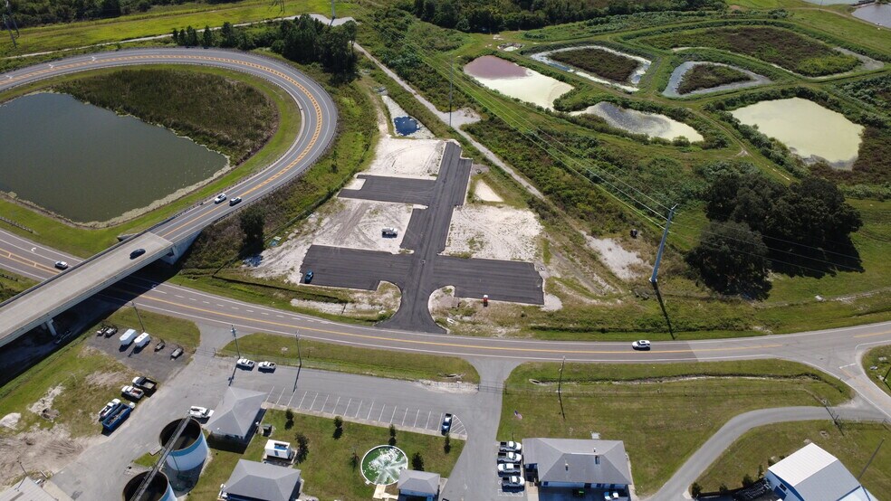 More Photos Of 1300 Recker Hwy, Auburndale Unknown For Lease