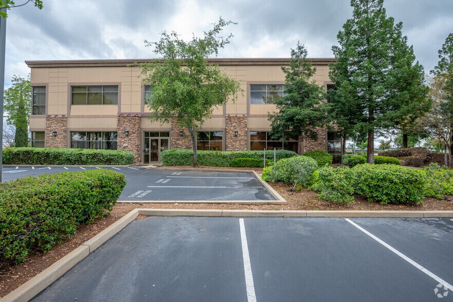 More Photos Of 10630 Mather Blvd, Mather Office For Lease