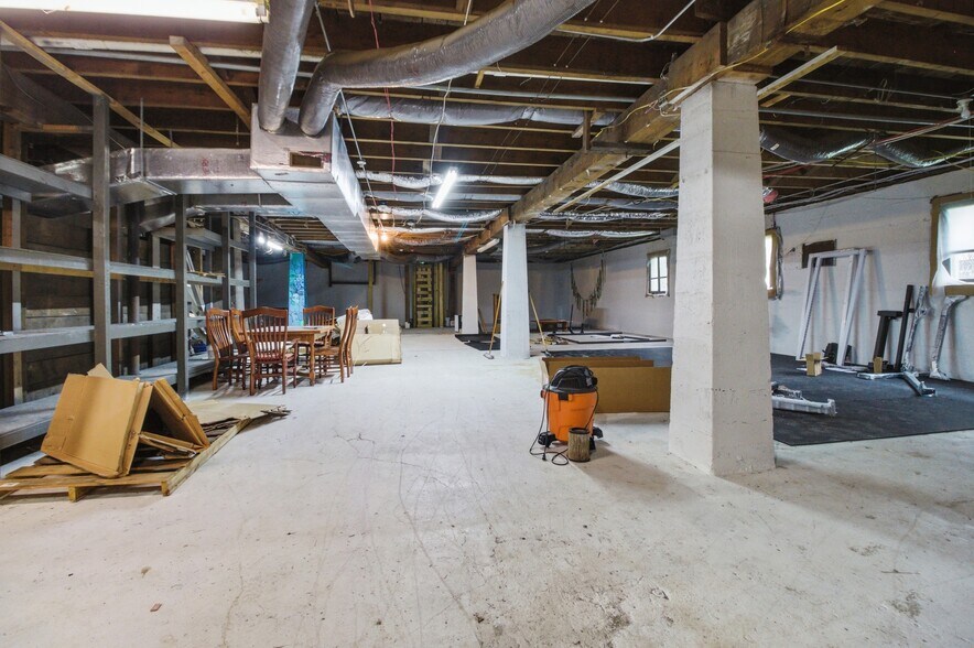 More Photos Of 437 William Ave, Davis Storefront Retail Residential For Sale