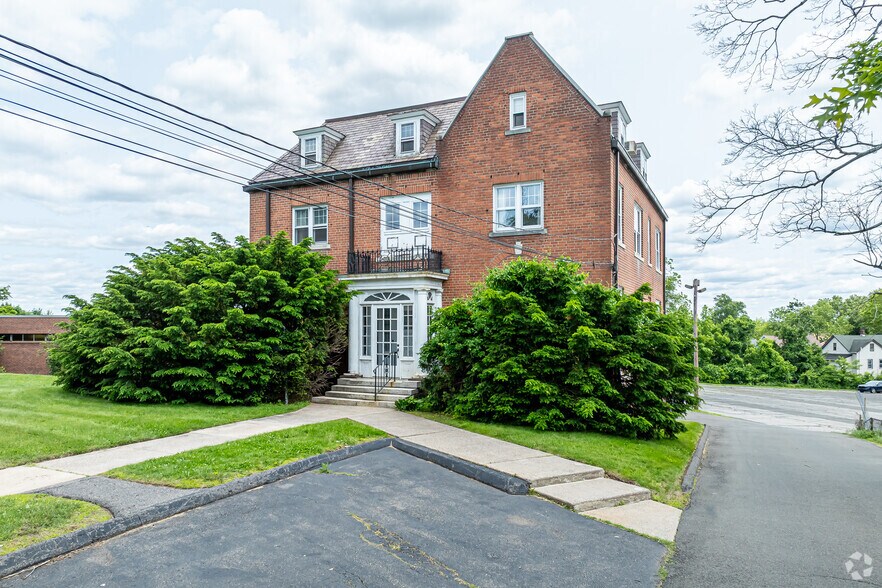 Primary Photo Of 655 East St, New Britain Religious Facility For Sale