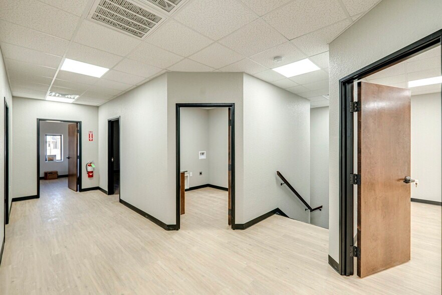 More Photos Of 16791 W Basin St, Odessa Warehouse For Sale