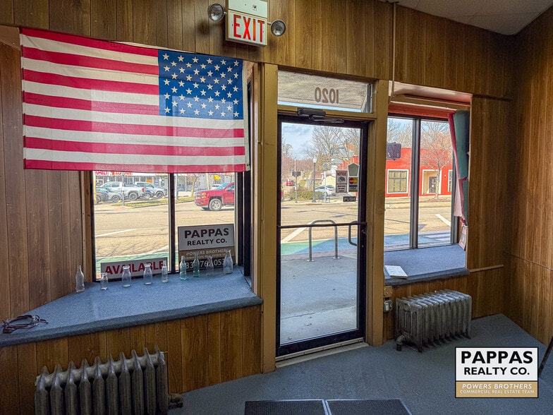 More Photos Of 1020 Kenmore Blvd, Akron Storefront Retail Residential For Lease