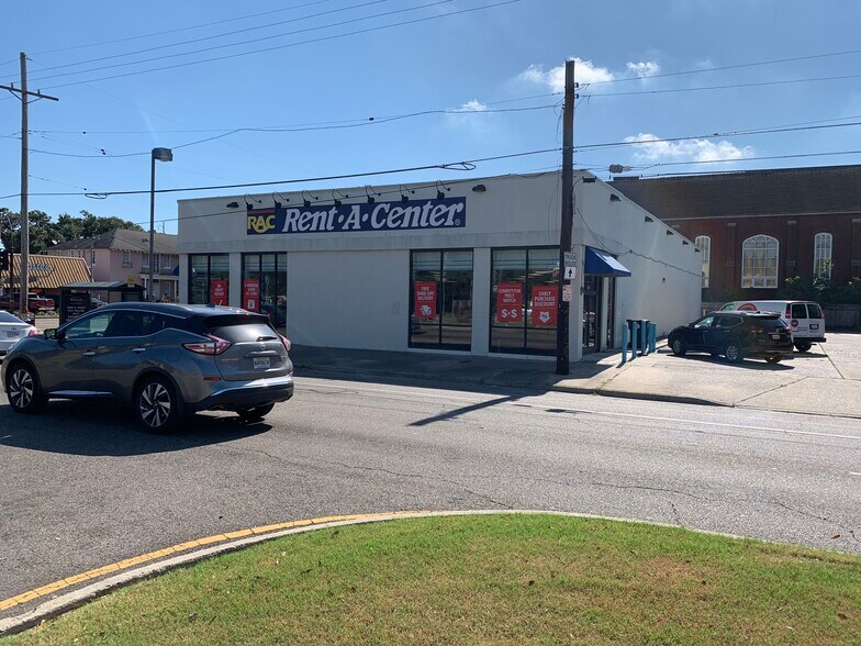 More Photos Of 1320 N Broad St, New Orleans Freestanding For Lease