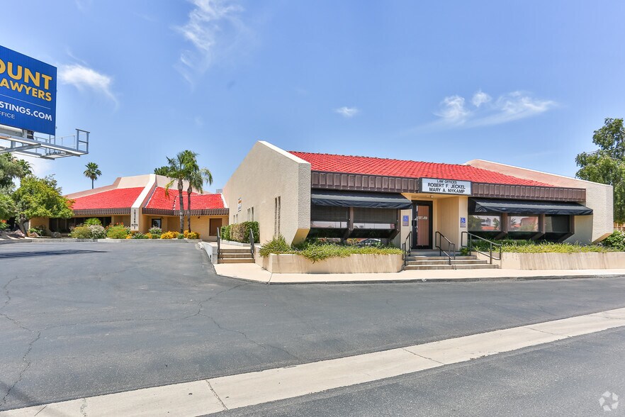 Primary Photo Of 10240 W Bell Rd, Sun City Office For Lease