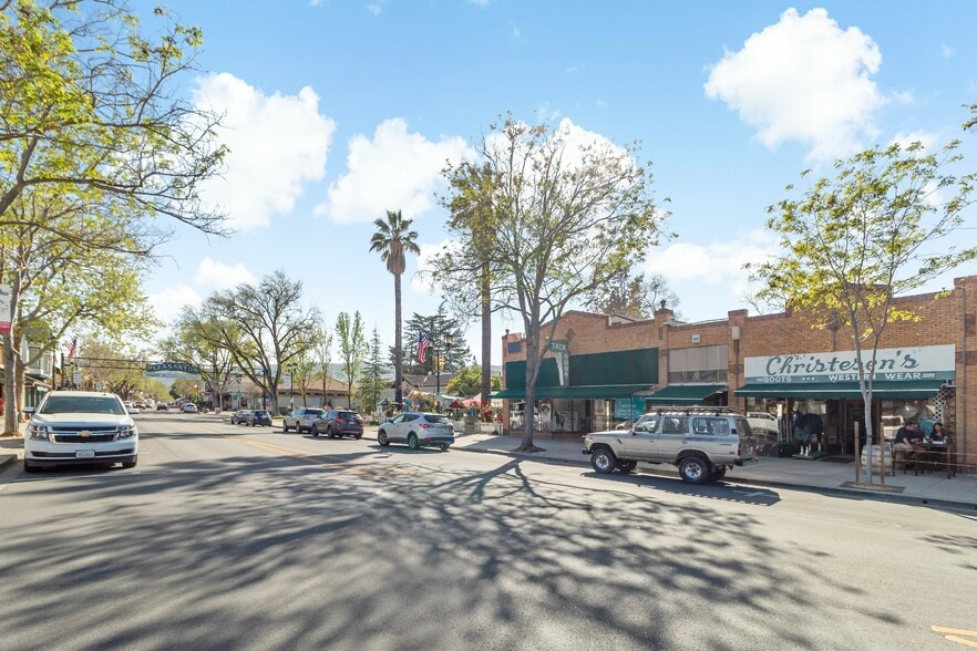 More Photos Of 629-633 Main St, Pleasanton General Retail For Sale