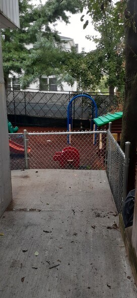 More Photos Of 80 Woodrow Rd, Staten Island Daycare Center For Lease