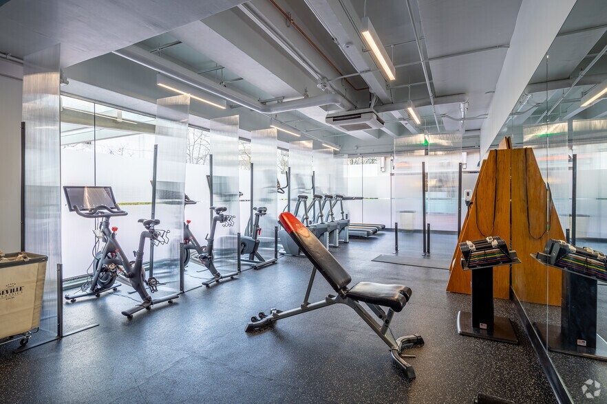 More Photos Of 200 SW Market St, Portland Office For Lease