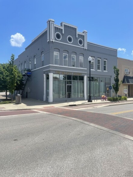 Primary Photo Of 621 N Main St, Evansville Storefront Retail Residential For Sale