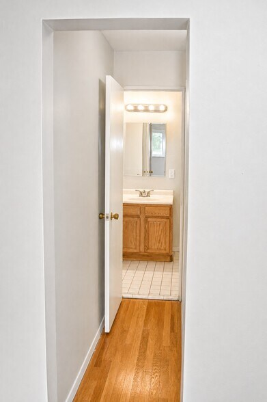 More Photos Of 650-660 Straight St, Cincinnati Apartments For Sale