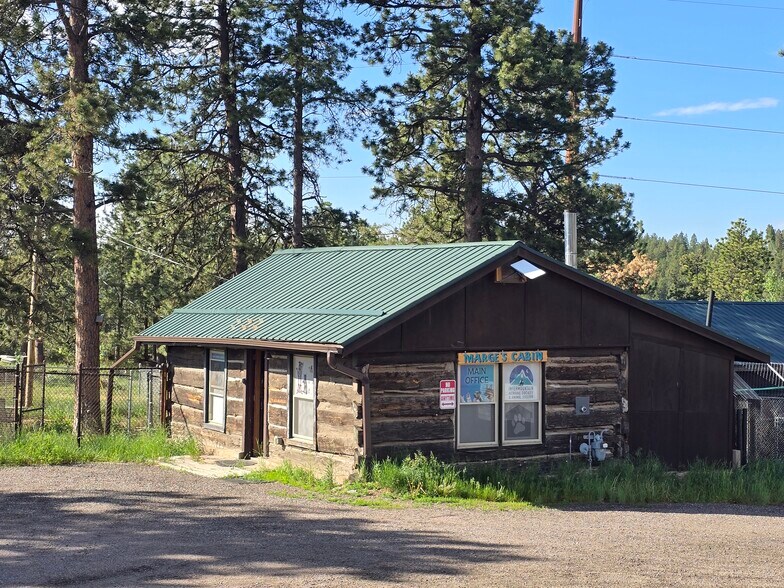 More Photos Of 67318 US Highway 285, Pine Flex For Lease