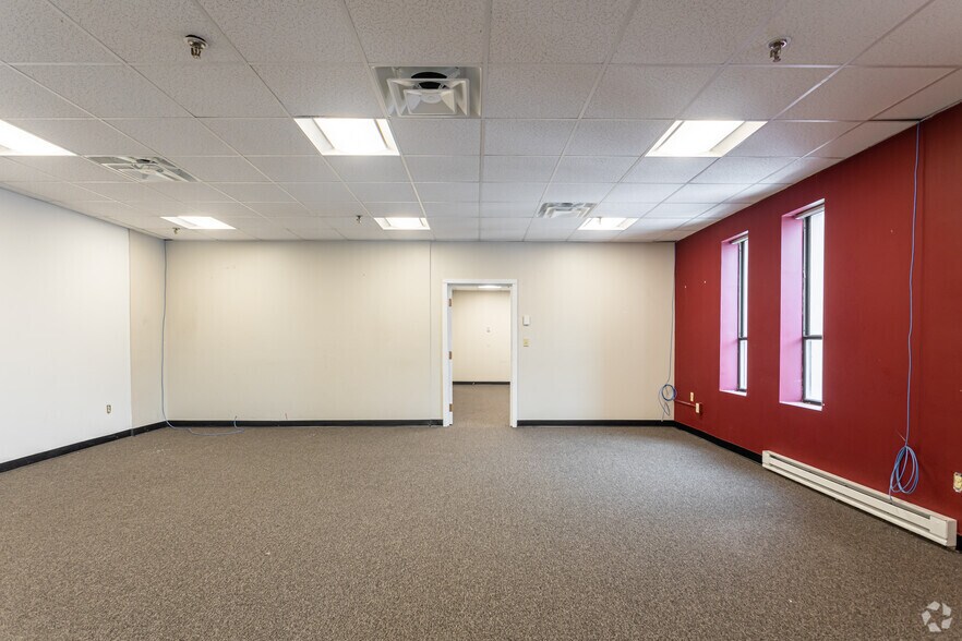 Photo of 3rd Floor Ste 305