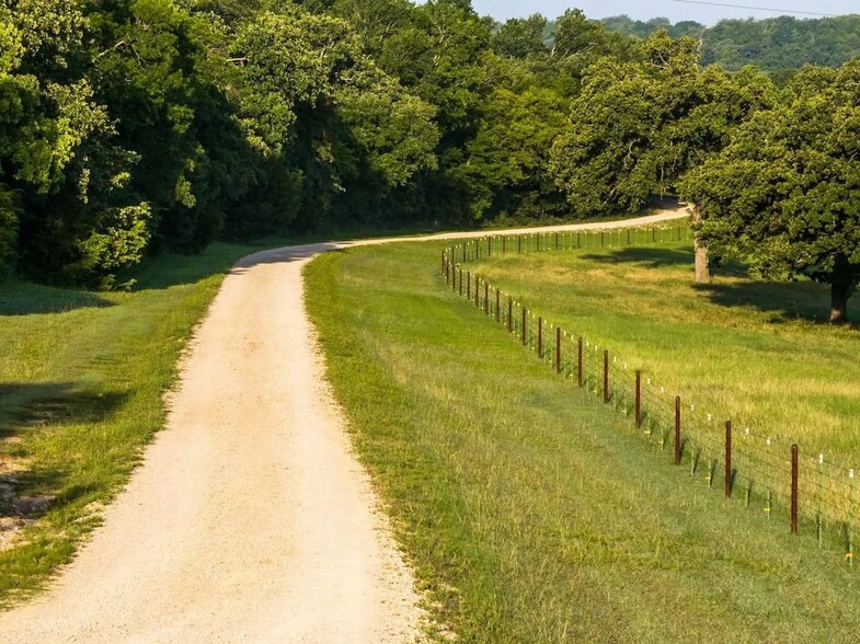 More Photos Of 0 County Road 328, Era Land For Sale