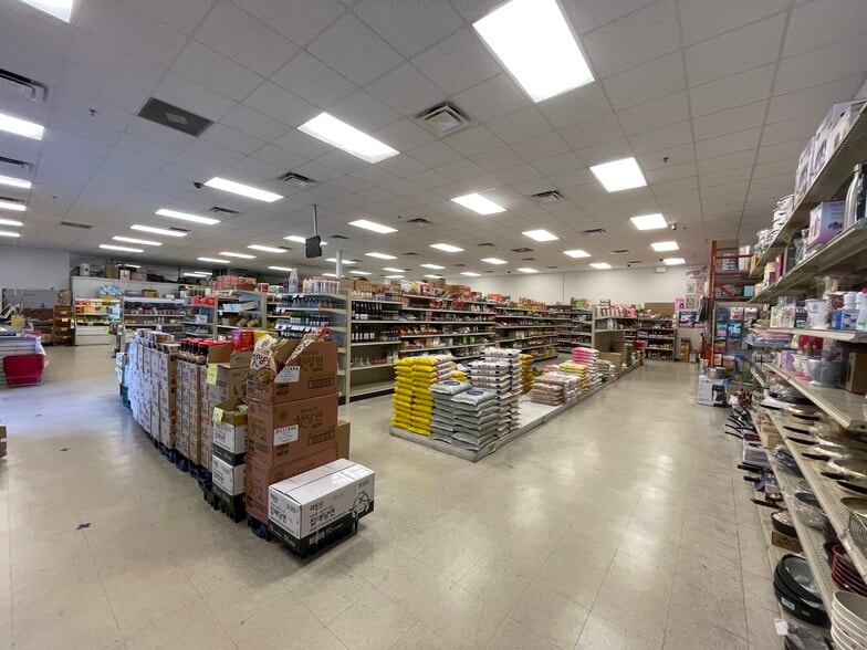 More Photos Of 3345 SW 34th St, Gainesville Freestanding For Lease