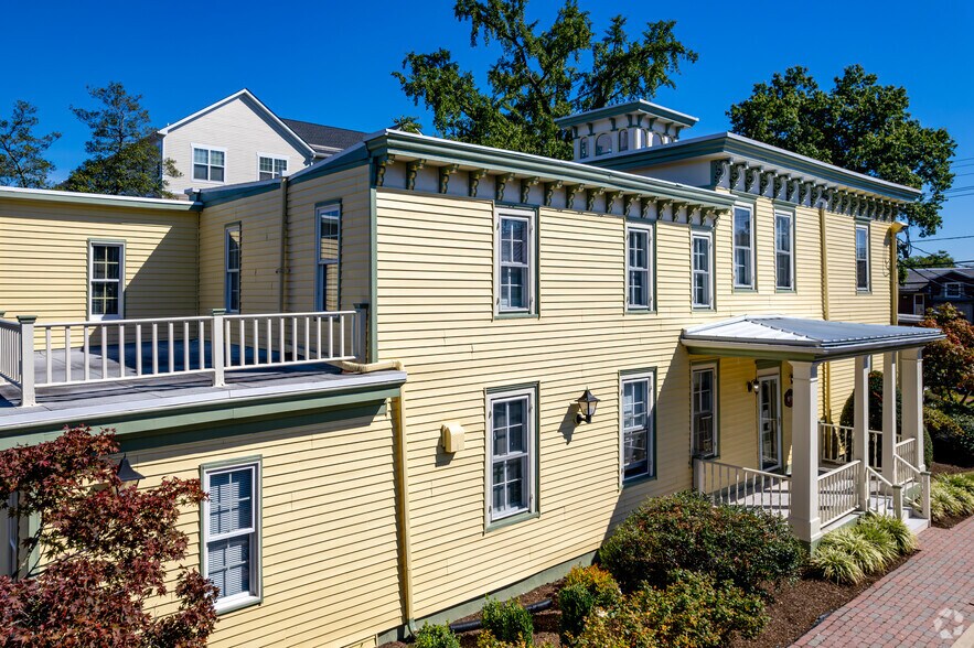 More Photos Of 26 S Maple Ave, Marlton Office For Lease