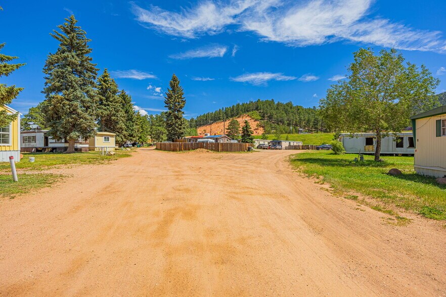 More Photos Of 19570 E US Highway 24, Woodland Park Manufactured Housing Mobile Home Park For Sale