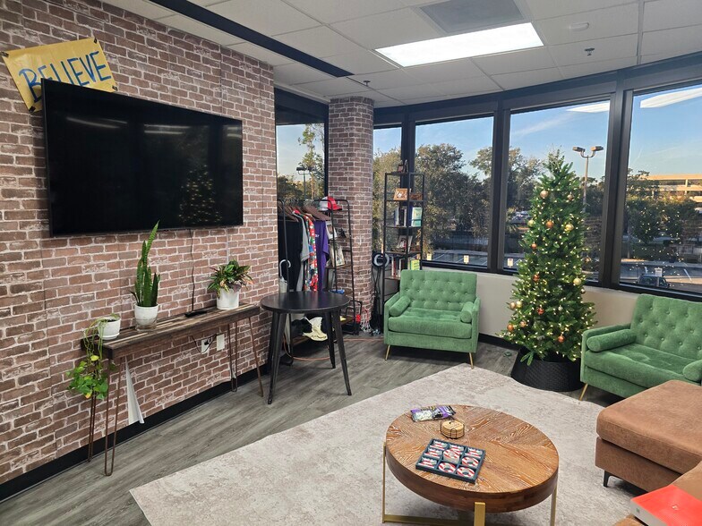 More Photos Of 2450 Maitland Center Pky, Maitland Office For Sale
