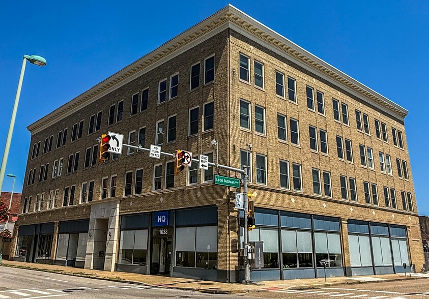 Primary Photo Of 1030 Quarrier St, Charleston Apartments For Lease