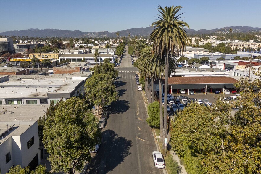More Photos Of 1428 12th St, Santa Monica Apartments For Sale