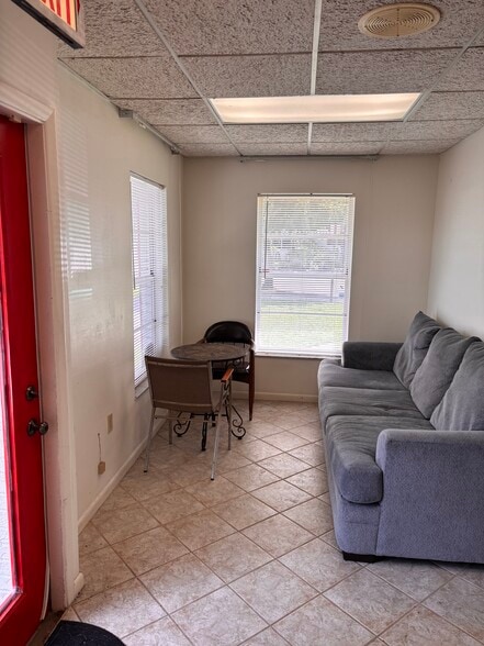 More Photos Of 2323 Belleair Rd, Clearwater Medical For Lease