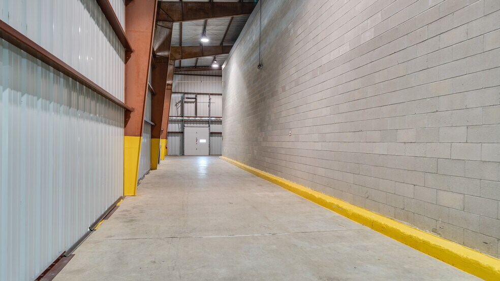 More Photos Of 2476 GA-76 Hwy, Adel Warehouse For Sale