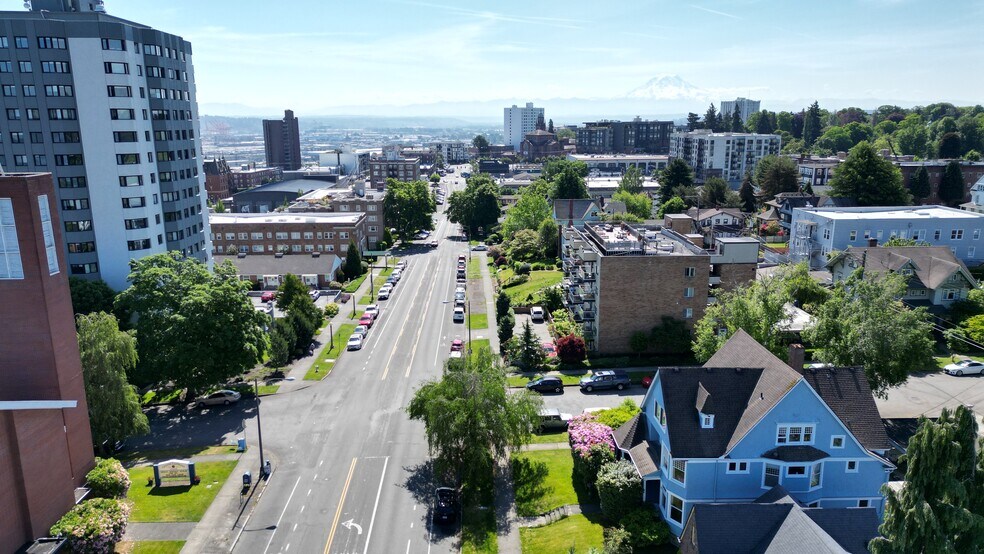More Photos Of 404 N Tacoma Ave, Tacoma Apartments For Sale