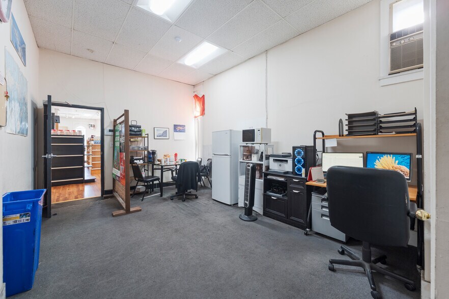 More Photos Of 159-165 S Western Ave, Los Angeles Loft Creative Space For Lease