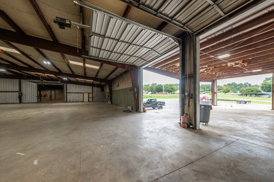 More Photos Of 5308 NC Hwy 21, Jonesville Warehouse For Sale