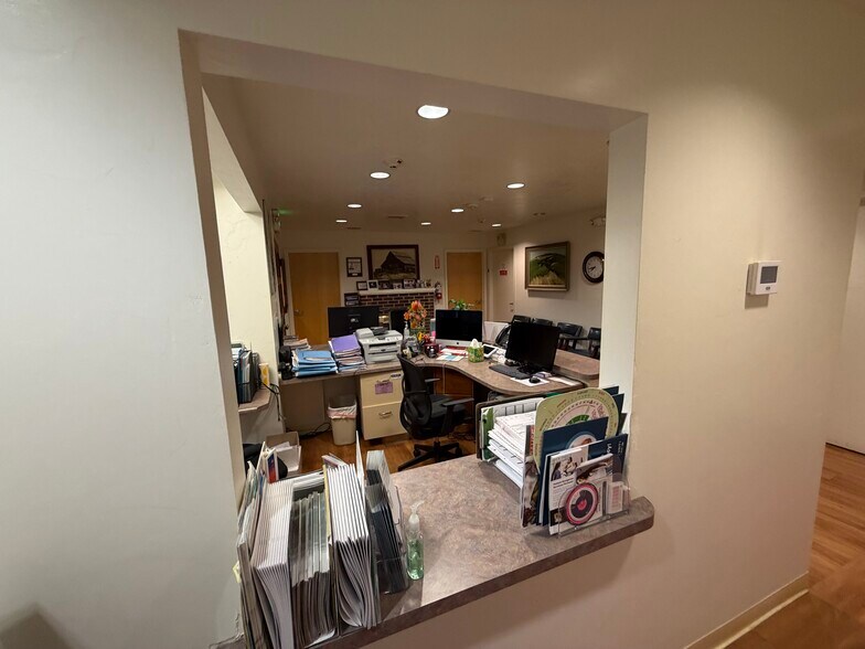 More Photos Of 2498 Stevens Creek Blvd, San Jose Medical For Sale