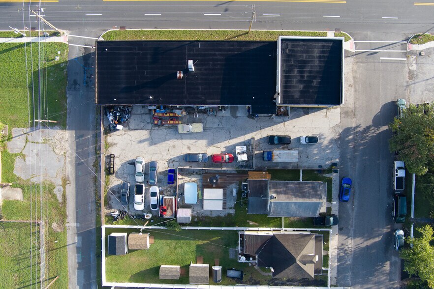 More Photos Of 220 White Horse, Egg Harbor City Auto Repair For Sale