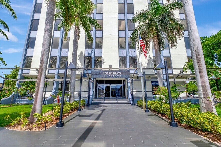 More Photos Of 12550 Biscayne Blvd, North Miami Medical For Sale