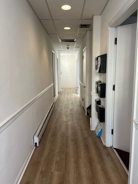 More Photos Of 26 S Church St, West Chester Office For Sale