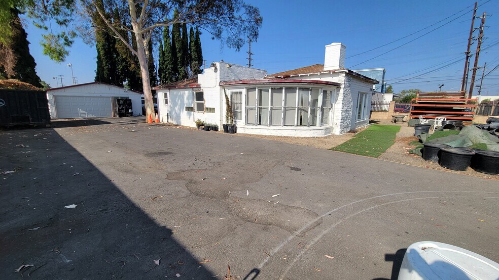 More Photos Of 1580 W 2nd St, Pomona Land For Lease