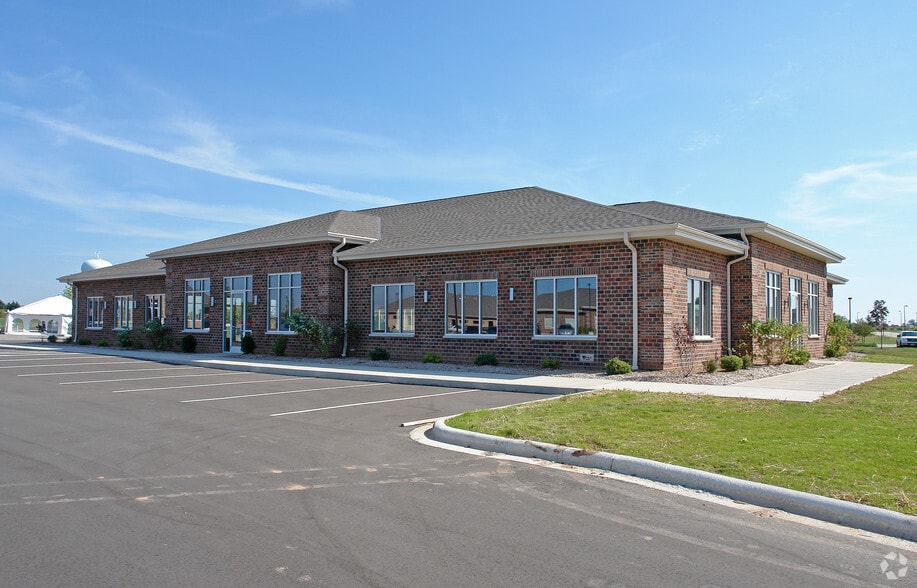 More Photos Of 3193 Voyager Dr, Green Bay Medical For Sale