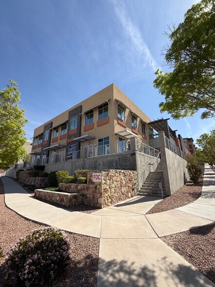 More Photos Of 140 Montecillo Blvd, El Paso Storefront Retail Office For Lease
