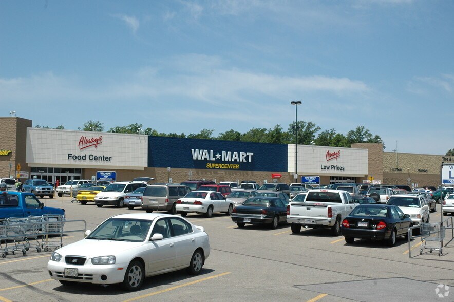 More Photos Of 1907-1911 W Parker Rd, Jonesboro General Retail For Lease