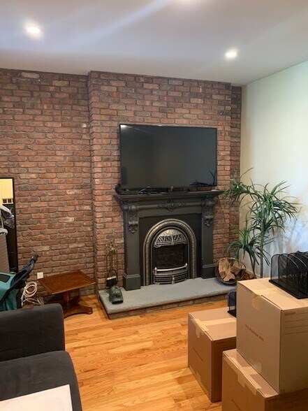 More Photos Of 81 E 7th St, New York Apartments For Sale