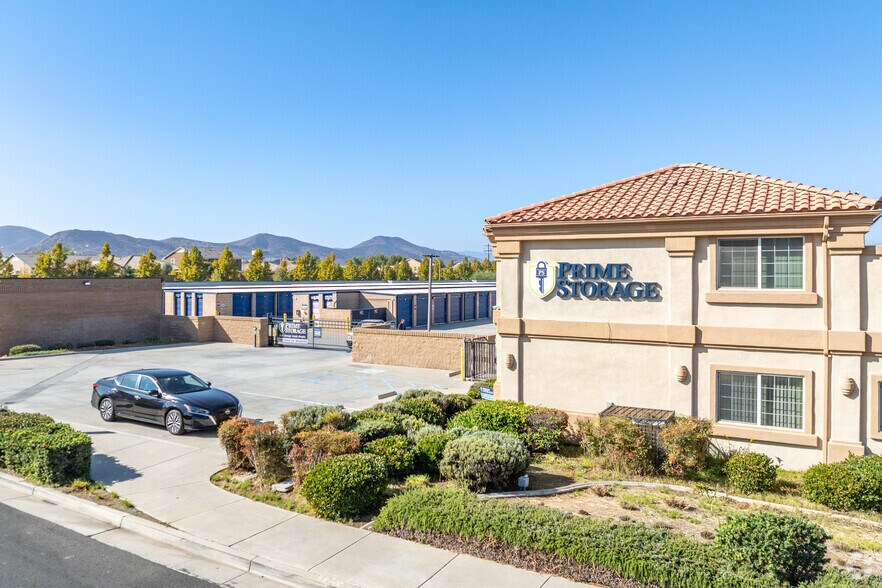 More Photos Of 29985 Berea Rd, Menifee Self Storage For Lease