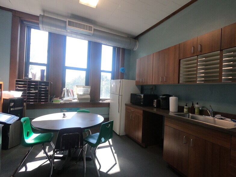 More Photos Of 643 Virginia St, Saint Paul Schools For Sale