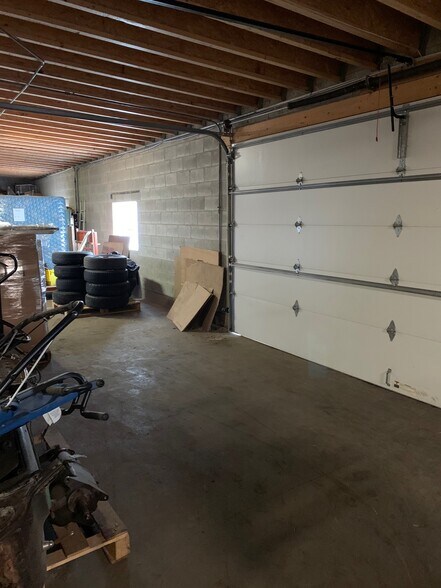 More Photos Of 4507-4515 N Kedzie Ave, Chicago Warehouse For Sale