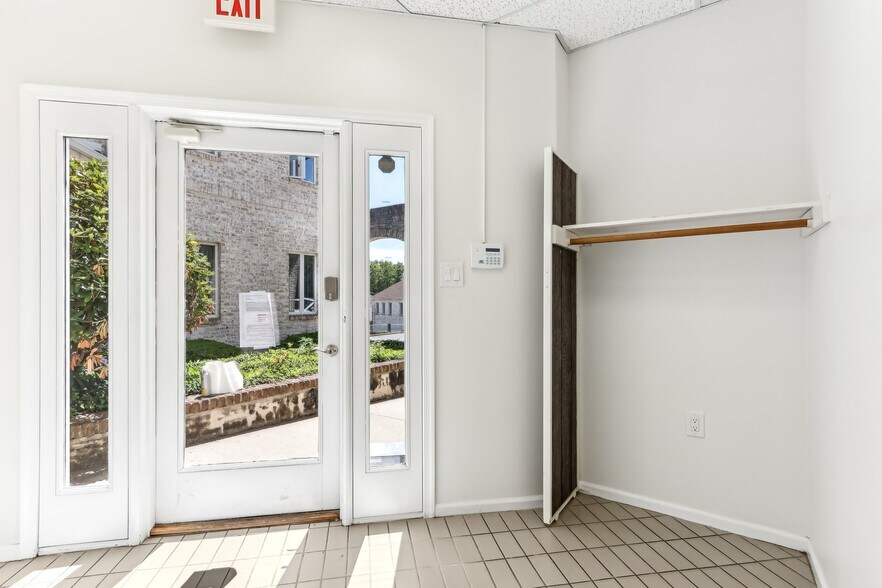 More Photos Of 2640 Highway 70, Manasquan Medical For Sale