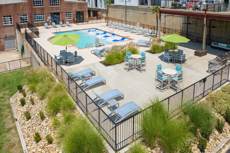 More Photos Of 116 E Main St, Haw River Apartments For Lease