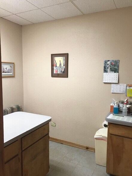 More Photos Of 2130 Main St, Longmont General Retail For Lease