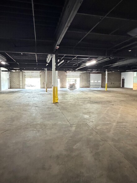 More Photos Of 297 Babcock St, Buffalo Warehouse For Lease