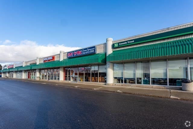 More Photos Of 875 Highland Rd W, Kitchener Storefront For Lease