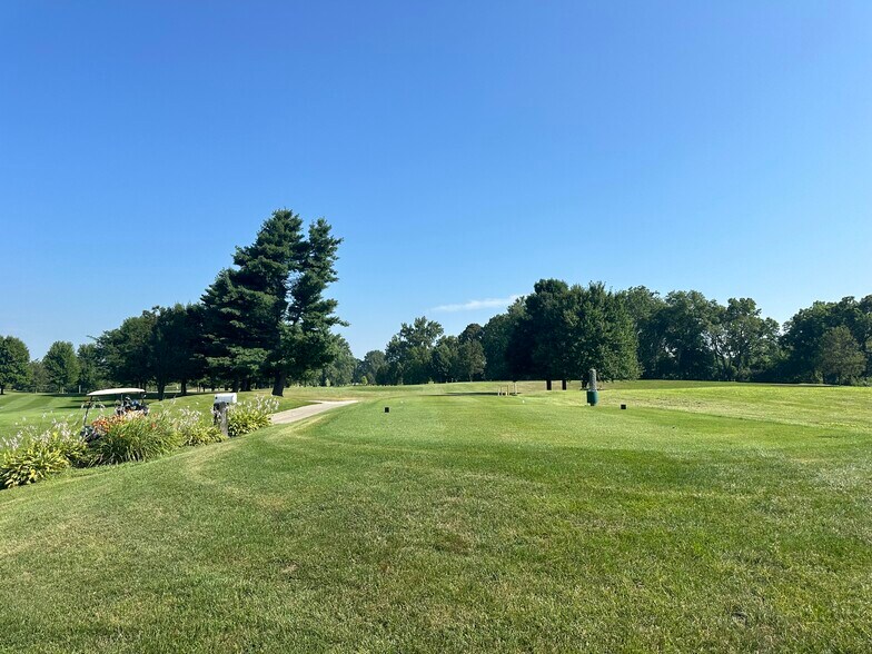 More Photos Of 10679 1000 w, North Manchester Land For Sale